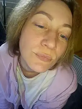 Snapshot of wLESLYMOSw chatting on 03-08-25, 03:56 wLESLYMOSw online show from 03-08-25, 03:56