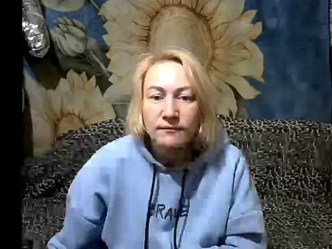 wLESLYMOSw online show from 03-27-26, 08:37