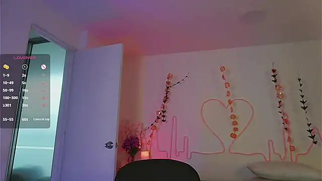 EmmaSanzz  online show from 10-11-25, 11:42