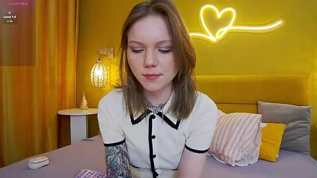 lessysweety online show from 01-09-26, 03:42