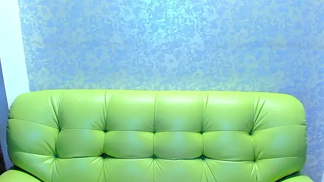 Vanessa Florence online show from 02-06-26, 01:21