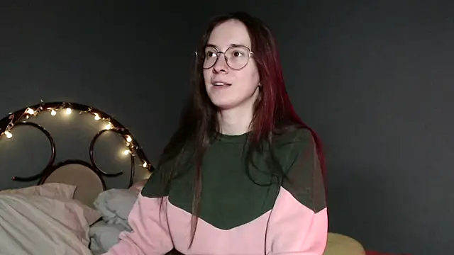 wow  kelly online show from 12-17-25, 03:18