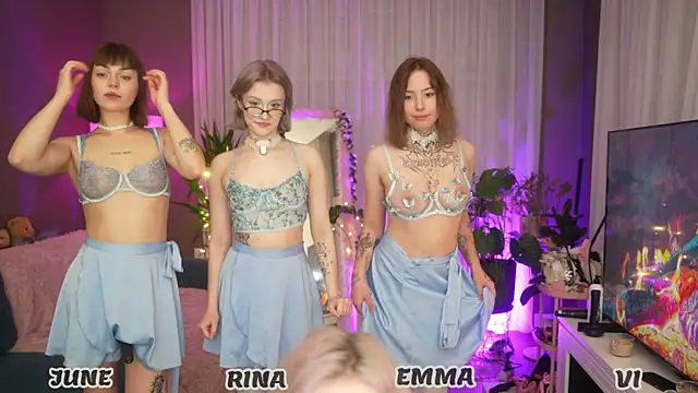 your favoritegirls online show from 10-12-25, 01:04