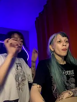 Snapshot of Dooubletroublee chatting on 11-06-25, 11:48 Dooubletroublee online show from 11-06-25, 11:48