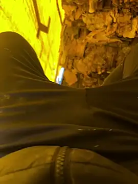 Snapshot of cussy007 chatting on 02-02-26, 11:09 cussy007 online show from 02-02-26, 11:09