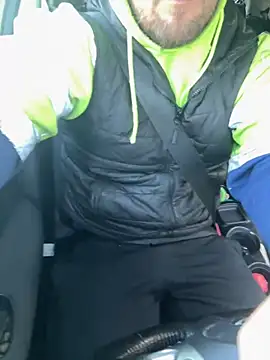 Snapshot of cussy007 chatting on 03-18-26, 07:00 cussy007 online show from 03-18-26, 07:00