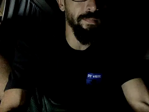 Snapshot of gozadorbrazuka chatting on 10-15-25, 12:00 gozadorbrazuka online show from 10-15-25, 12:00