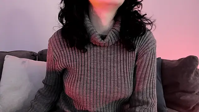 Snapshot of Adeelinee chatting on 03-07-25, 08:00 Adeelinee online show from 03-07-25, 08:00