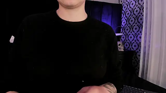 Snapshot of Adeelinee chatting on 12-03-25, 07:56 Adeelinee online show from 12-03-25, 07:56