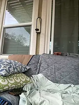 Snapshot of lovelymyah chatting on 02-28-25, 01:47 lovelymyah online show from 02-28-25, 01:47