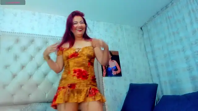 Victoriarouss- online show from 10-13-25, 10:10