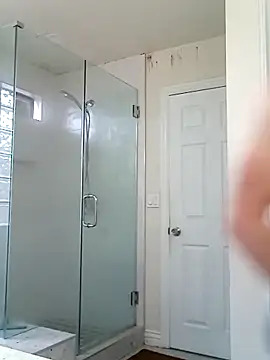 Snapshot of El_Gizmo chatting on 11-03-25, 04:41 El Gizmo online show from 11-03-25, 04:41