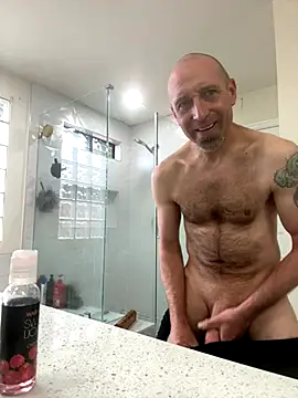 Snapshot of El_Gizmo chatting on 11-24-25, 05:34 El Gizmo online show from 11-24-25, 05:34