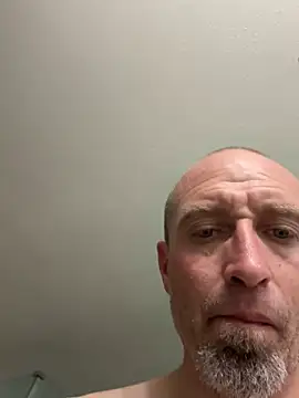 Snapshot of El_Gizmo chatting on 12-01-25, 05:45 El Gizmo online show from 12-01-25, 05:45