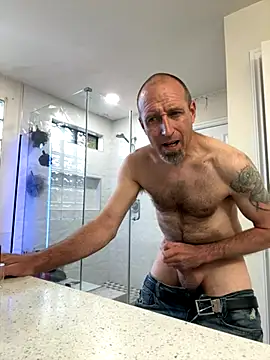 Snapshot of El_Gizmo chatting on 12-05-25, 04:58 El Gizmo online show from 12-05-25, 04:58