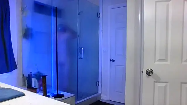 El Gizmo online show from 02-25-26, 10:58