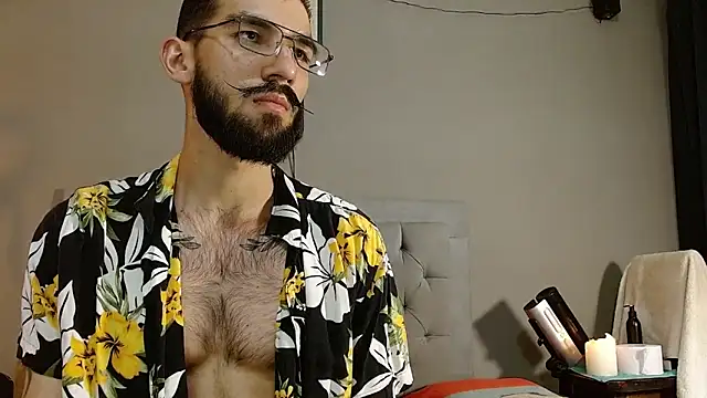 Snapshot of Mr_WhiteCock chatting on 12-13-24, 09:30 Mr WhiteCock online show from 12-13-24, 09:30