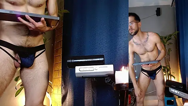 Snapshot of Mr_WhiteCock chatting on 03-19-25, 11:57 Mr WhiteCock online show from 03-19-25, 11:57