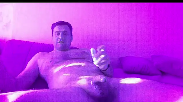 fuguCum online show from 10-15-25, 09:04