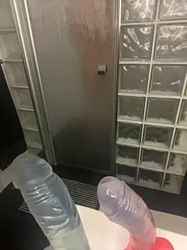 QueenMelissa80 online show from 10-20-25, 05:13