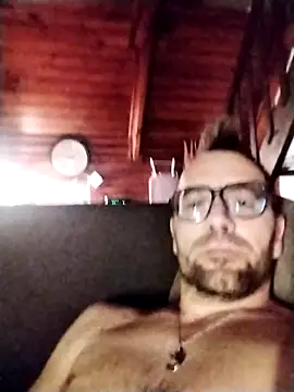 tomee83 online show from 10-23-25, 05:07