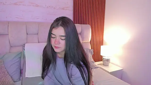 SophiaWylde online show from 01-14-26, 05:35