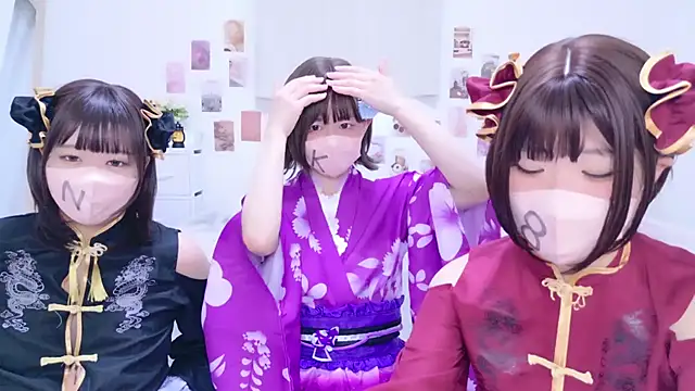 Snapshot of 841_yayoi chatting on 11-03-25, 03:30 841 yayoi online show from 11-03-25, 03:30