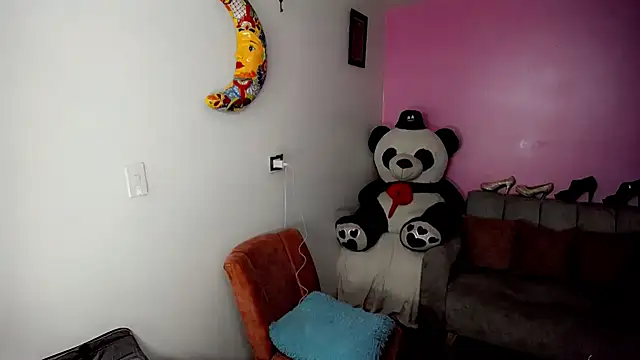 SweetKim21 online show from 02-13-25, 03:18