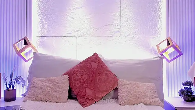 sarah salis  online show from 03-06-26, 08:49