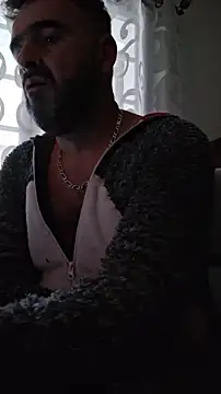 Snapshot of pachapeter chatting on 11-08-25, 03:45 pachapeter online show from 11-08-25, 03:45