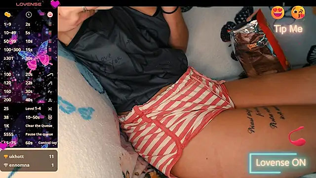 Snapshot of Perversdemlni chatting on 11-02-25, 12:29 Perversdemlni online show from 11-02-25, 12:29