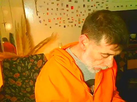 DaddyQuimHot online show from 12-10-24, 04:56