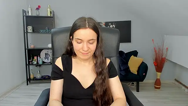 Snapshot of MelissaWiliam chatting on 03-25-26, 12:00 MelissaWiliam online show from 03-25-26, 12:00