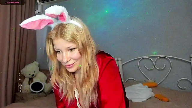Leila purr18 online show from 12-13-24, 09:24