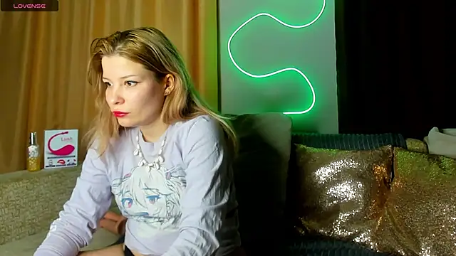 Leila purr18 online show from 02-07-25, 07:17