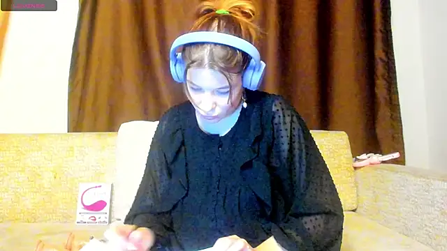 Leila purr18 online show from 09-27-25, 08:03
