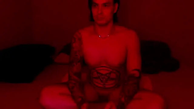 baphomet from ice online show from 11-12-25, 09:32