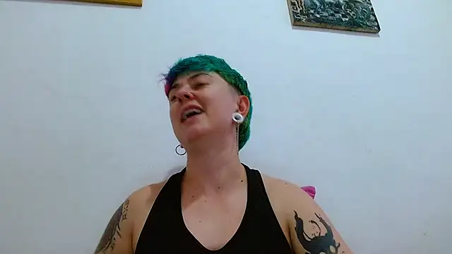 tomboyblue online show from 11-27-25, 08:44