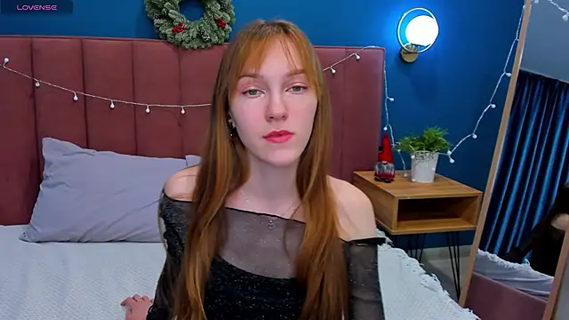 Snapshot of VanillaKelly chatting on 12-23-24, 04:22 VanillaKelly online show from 12-23-24, 04:22