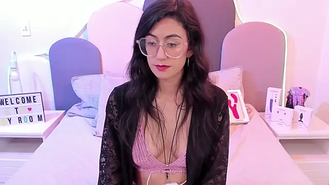SophieGomez22 online show from 01-18-25, 02:33