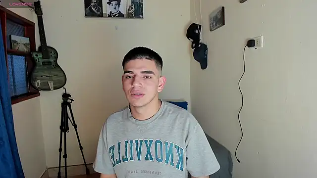 Ares Johnson online show from 01-27-25, 10:38
