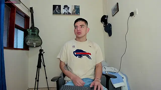 Ares Johnson online show from 01-28-25, 02:31