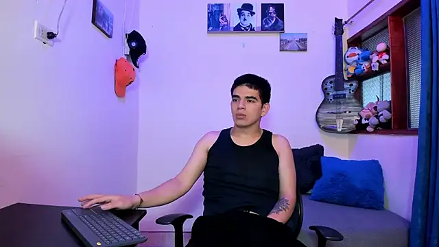 Ares Johnson online show from 02-24-25, 12:59