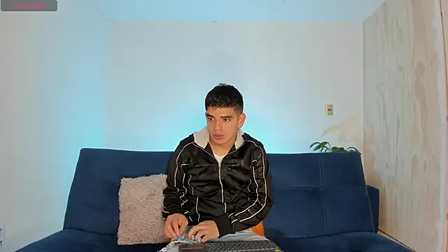 Ares Johnson online show from 09-10-25, 02:06