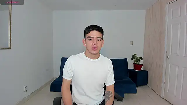 Ares Johnson online show from 09-11-25, 12:49