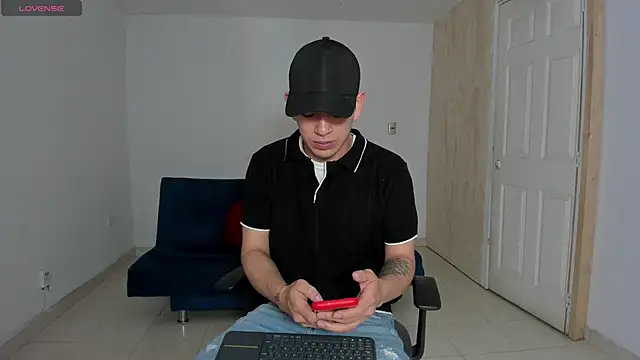 Ares Johnson online show from 09-23-25, 11:24