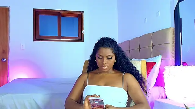 Snapshot of PaoL22 chatting on 02-03-25, 03:53 PaoL22 online show from 02-03-25, 03:53