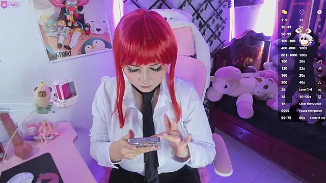 Snapshot of MaddyFooxx chatting on 10-31-25, 02:51 MaddyFooxx online show from 10-31-25, 02:51