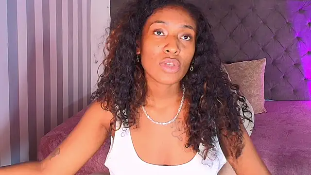 Snapshot of rebeca_cortez_ chatting on 01-10-25, 03:50 rebeca cortez online show from 01-10-25, 03:50