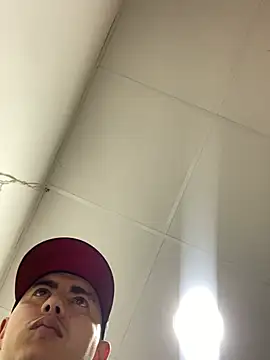 Snapshot of DanielGomez9 chatting on 02-24-25, 10:03 DanielGomez9 online show from 02-24-25, 10:03